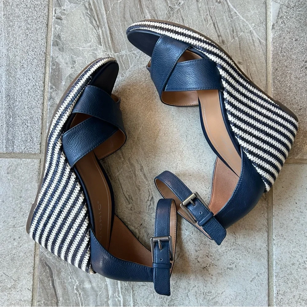 Vionic Marina Navy Stripe Leather Wedge Sandals, Size 9.5 EUC